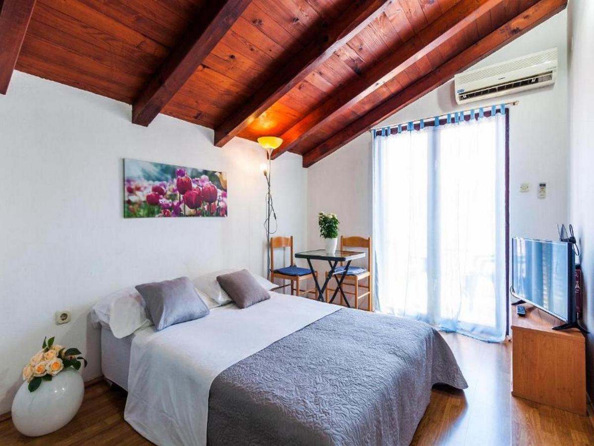 Angelo'S Apartments Zadar Bagian luar foto